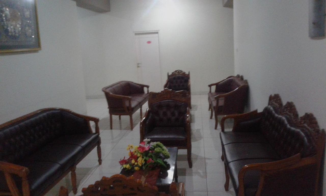 Ning Ed-Hotel Malang Exterior foto
