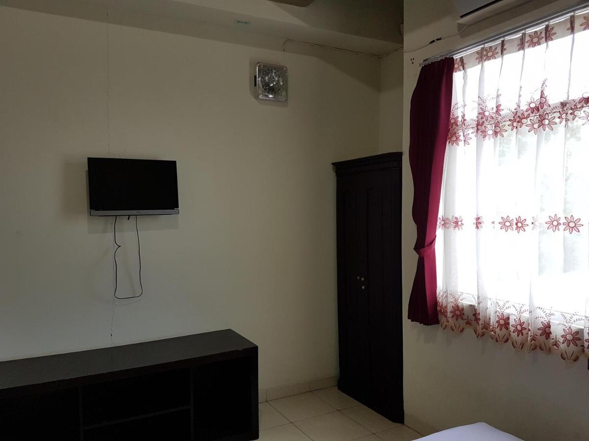 Ning Ed-Hotel Malang Zimmer foto
